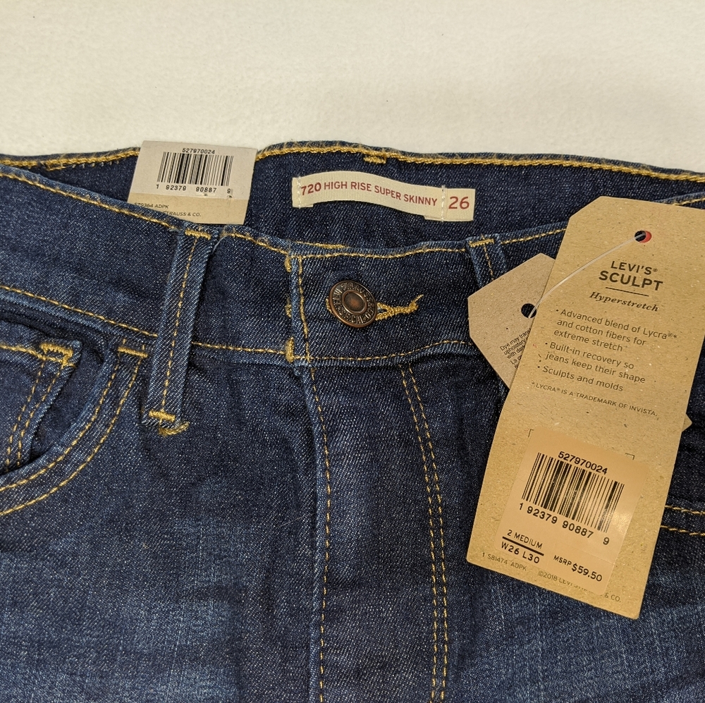 NWT Levi's high rise super skinny jeans size 26